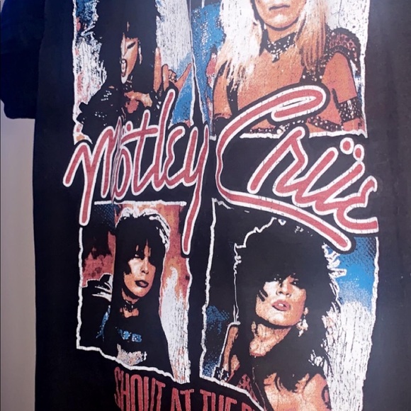 Motley Crüe T - Picture 2 of 2